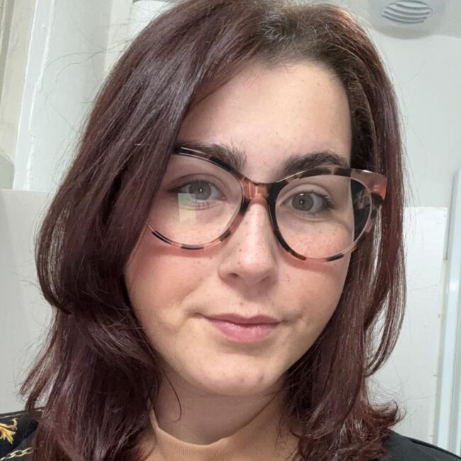 Babysitter in Réalmont: Luna