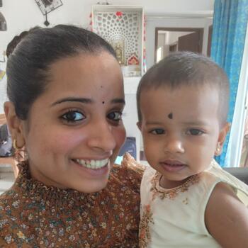 Job de garde d'enfants à Hyderabad: job de garde d'enfants Geetha