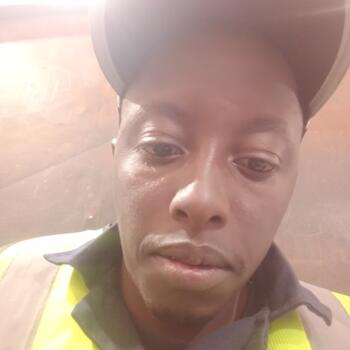 Babysitting job in Emalahleni: babysitting job Sabata Molefe 