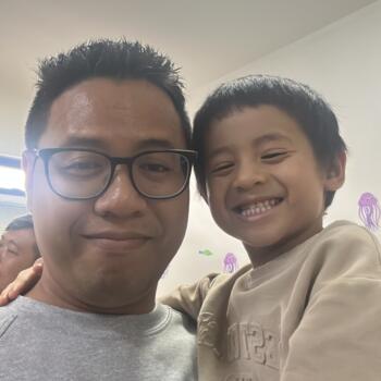 Ibu bapa Nusajaya: Firdaus