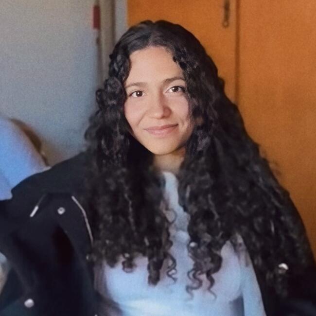 Babysitter in Maldonado: Yenifer Camila