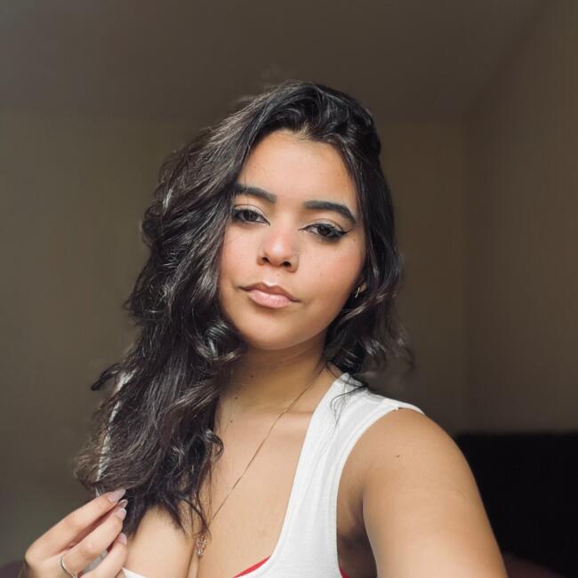 Babysitter in São Gonçalo (São Gonçalo): Giulia