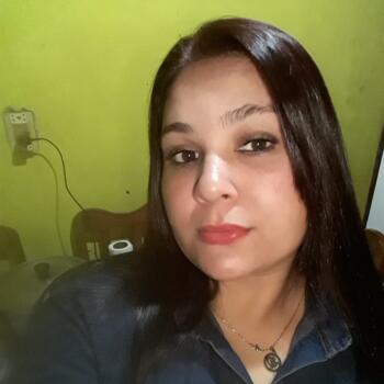 Babysitter in Guernica: Rosana