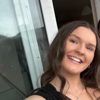 Babysitter in Ballygarvan: Jessica
