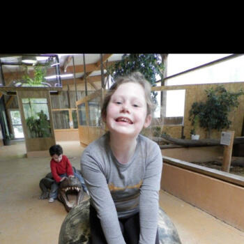 Babysitter in Mayet: Julie