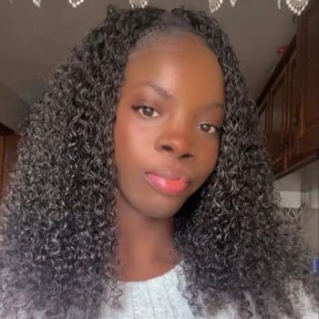 Childminder job in Alcobaça: babysitting job Julaide