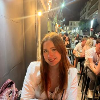 Babysitter in La Garenne-Colombes: Carla