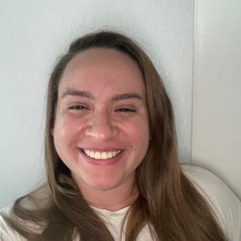 Babysitter in Santa Cruz do Bispo: Leticia
