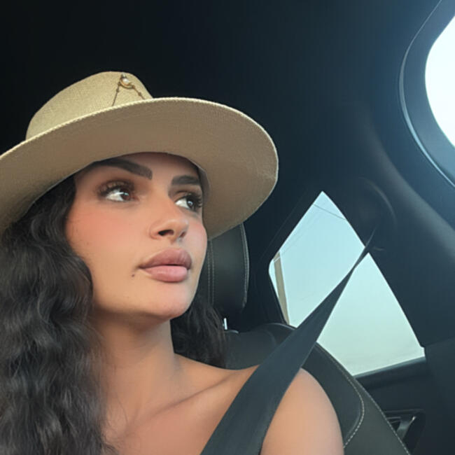 Babysitting job in Aryanah: Jemli