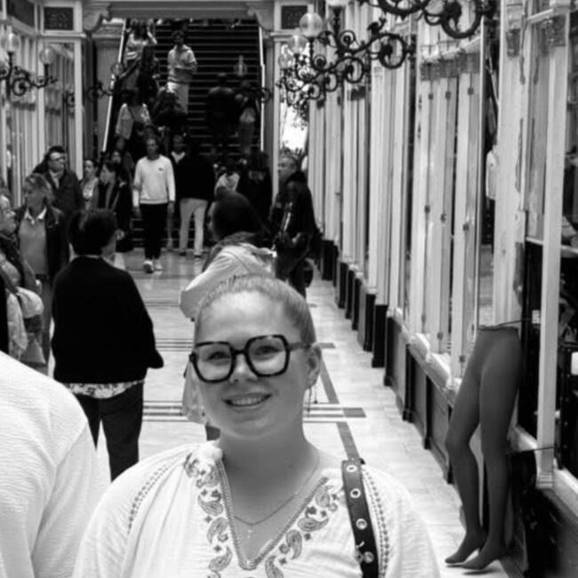 Babysitter in Rezé: Marie