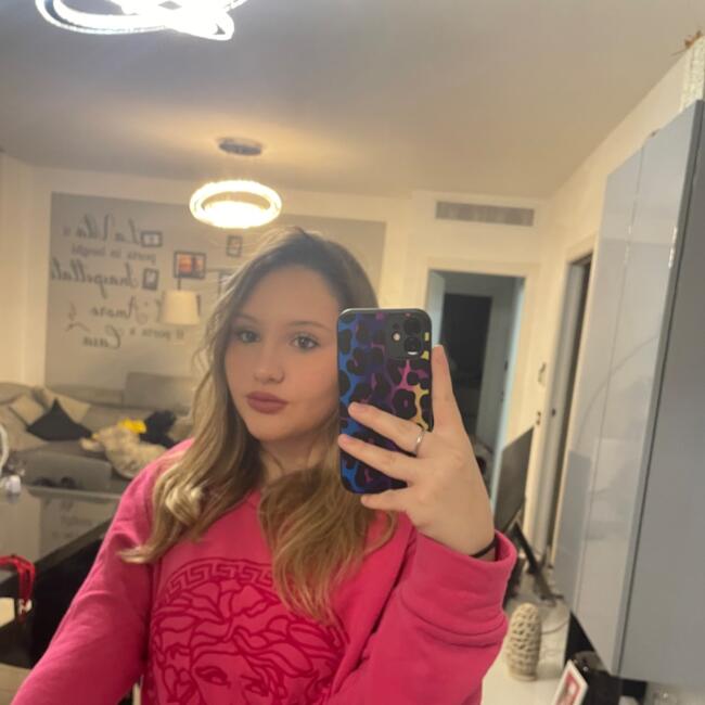 Babysitter a Muggiò: Elena