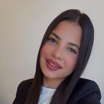 Babysitter in Saint Venera: Breana