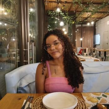 Babysitter in Fortaleza: Ana