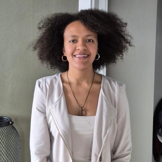 Babysitter in Berlin: Eden Takele