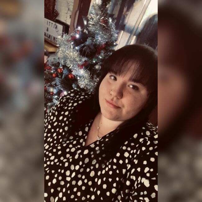 Bébiszitter Tápszentmiklós területén: Kitti