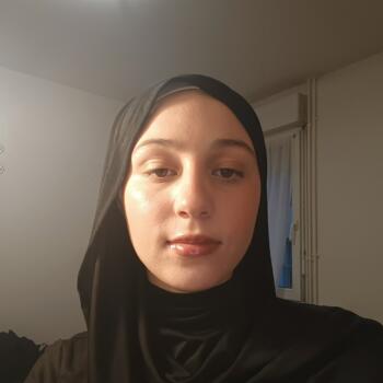 Babysitter in Angers: Lamiae