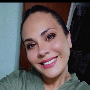Niñera en Almirante Brown: Yenifer Mariela