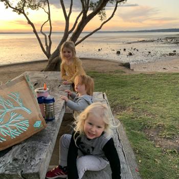 Babysitting job Auckland: babysitting job Darsel