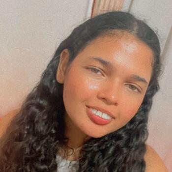 Babysitter in Várzea Grande: Izabelly Fernanda