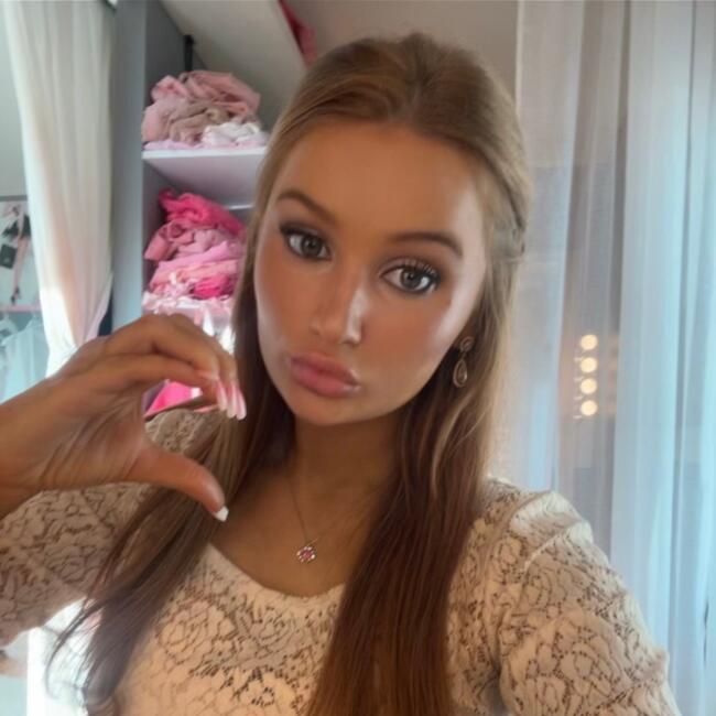 Babysitter in Norrtälje: Celine