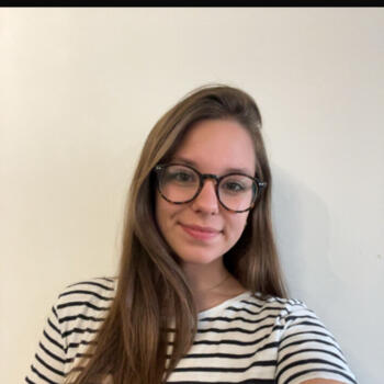 Babysitter in Lille: Emma