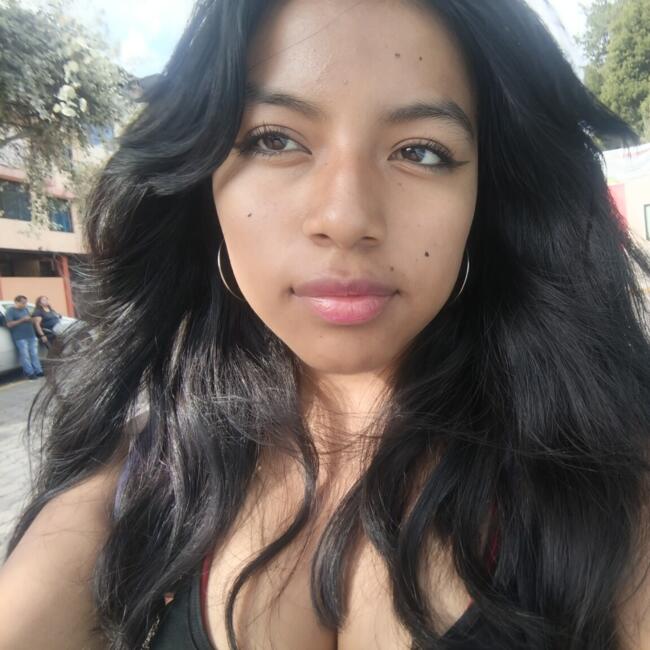 Babysitter in Quito: Camila