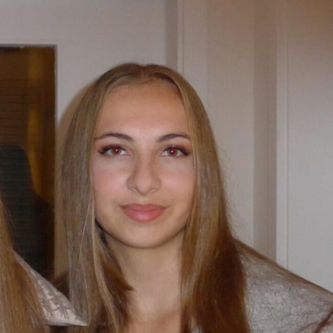 Babysitter in Prague: Natalie