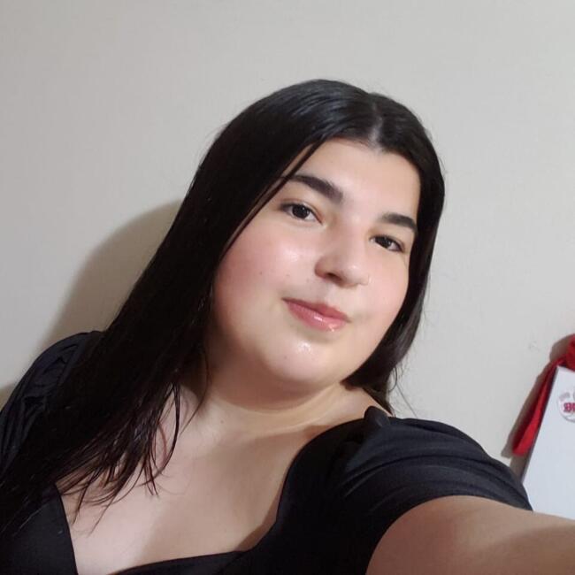 Babysitter in Guabiruba: Luana
