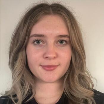Baby-sitter in Christchurch: Alice