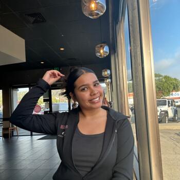 Babysitter in Pinole: Naiya