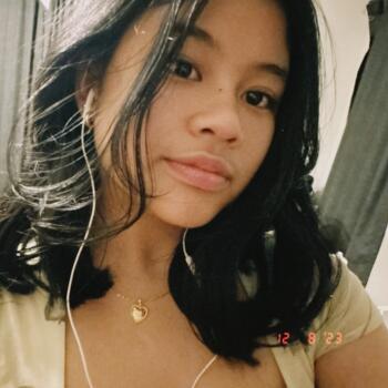 Babysitter Lower Hutt: Angel