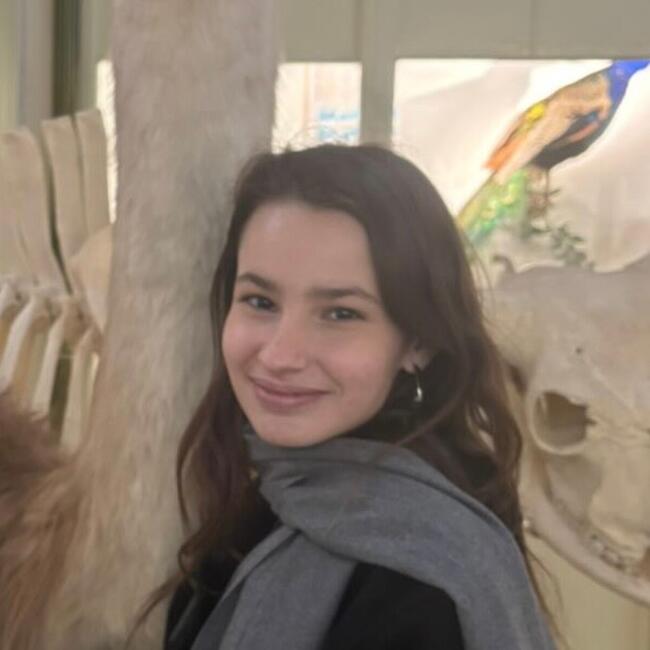 Babysitter in Jemeppe-sur-Sambre: Ophélie