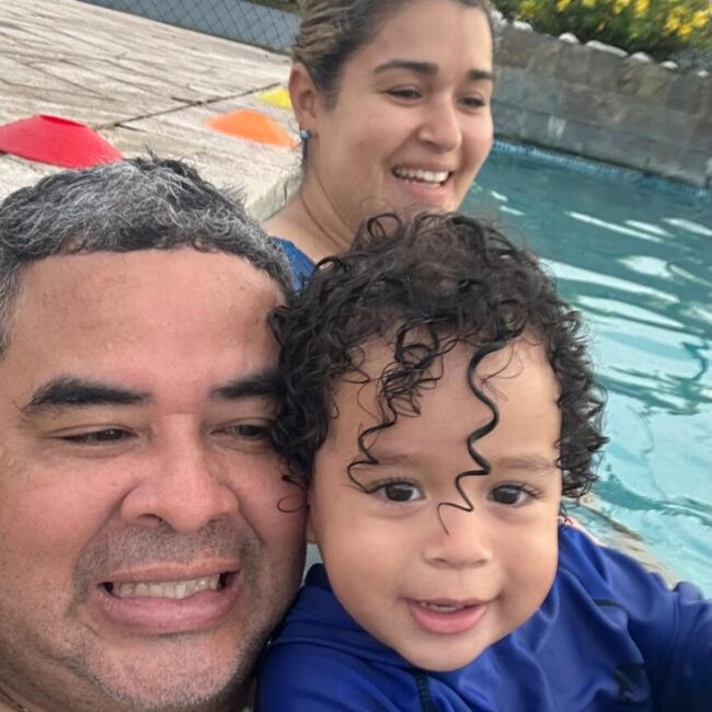 Babysitting job in San Miguelito: Luis