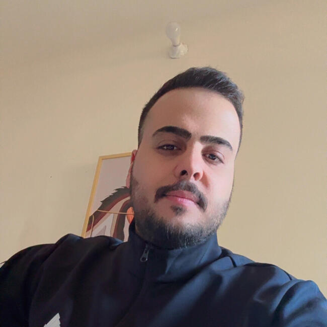 وظيفة جليسة أطفال في عمّان: Arif