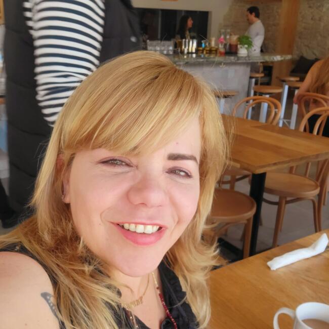 Babá em Goiânia: Suzy