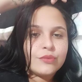 Babá São José dos Campos: Camile