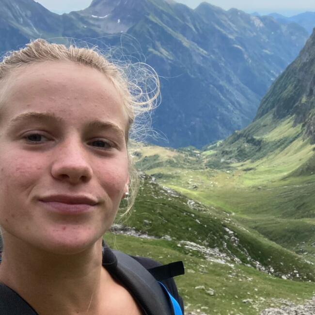 Babysitter in Gand: Hiskia