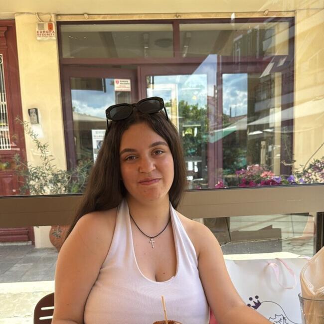 Babysitter in Kalamata: Konstantina