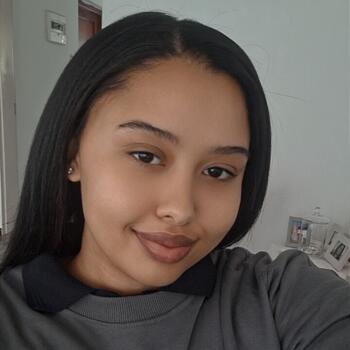 Babysitter Roodepoort: Taryn