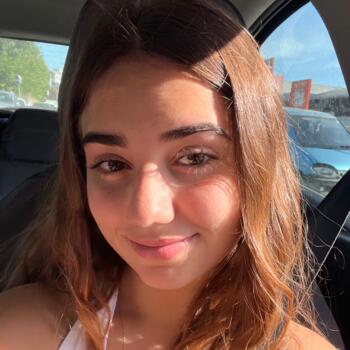 Babysitter em Porto: Bea