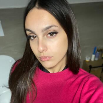 Babysitter in Brescia: Giulia
