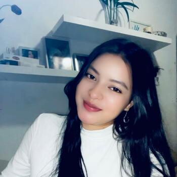 Nanny in Madrid: Estephannie