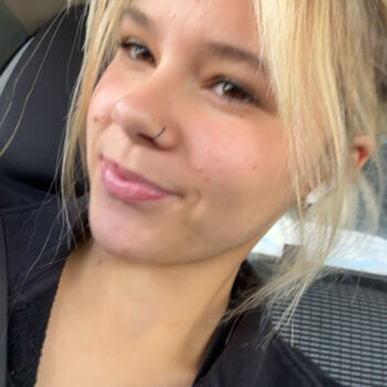 Babysitter in Ballarat: Charlotte