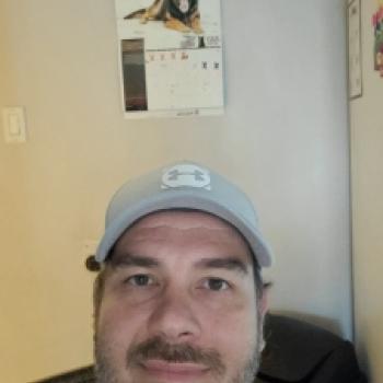 Babysitting job in Oshawa: babysitting job Jason