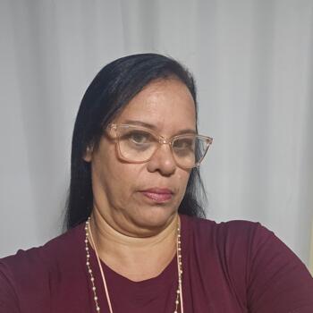 Babá em Marília: Rose