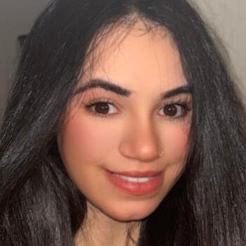 Babysitter in Brie-Comte-Robert: Kahina