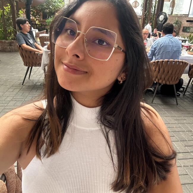 Babysitter in Lima: Pamela