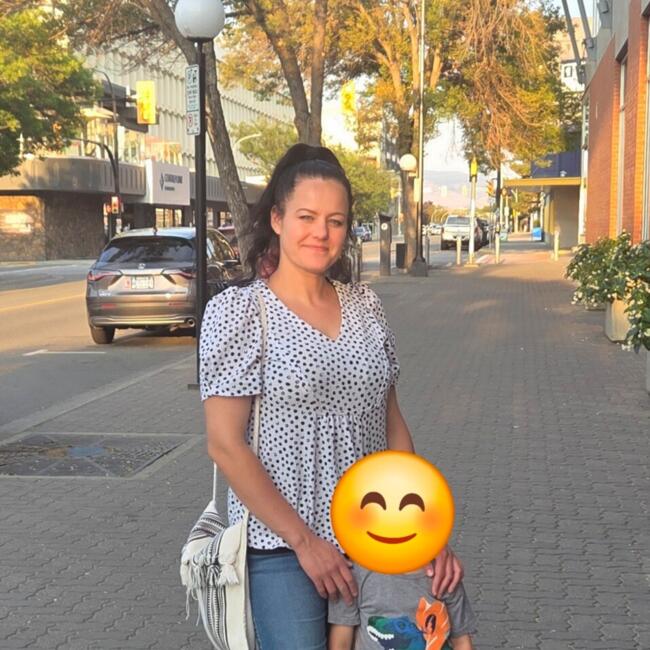 Babysitting job in Salmon Arm: Joy