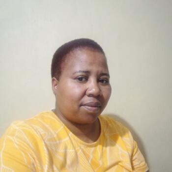 Babysitter in Cape Town: Nocawe