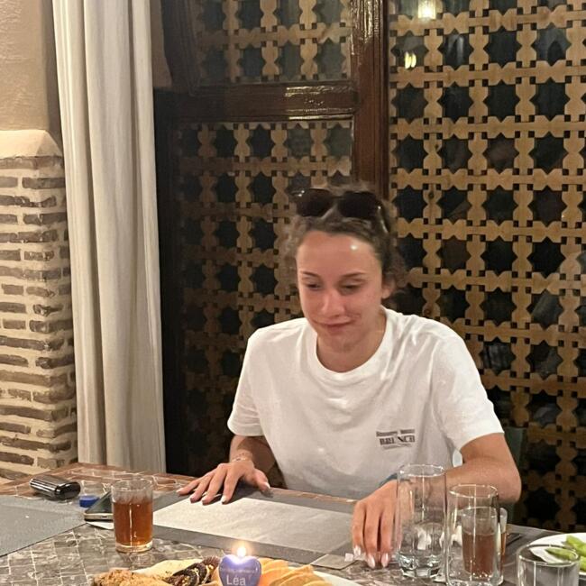 Babysitter in Angers: Léa